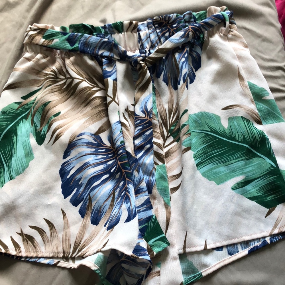 Fashion nova shorts